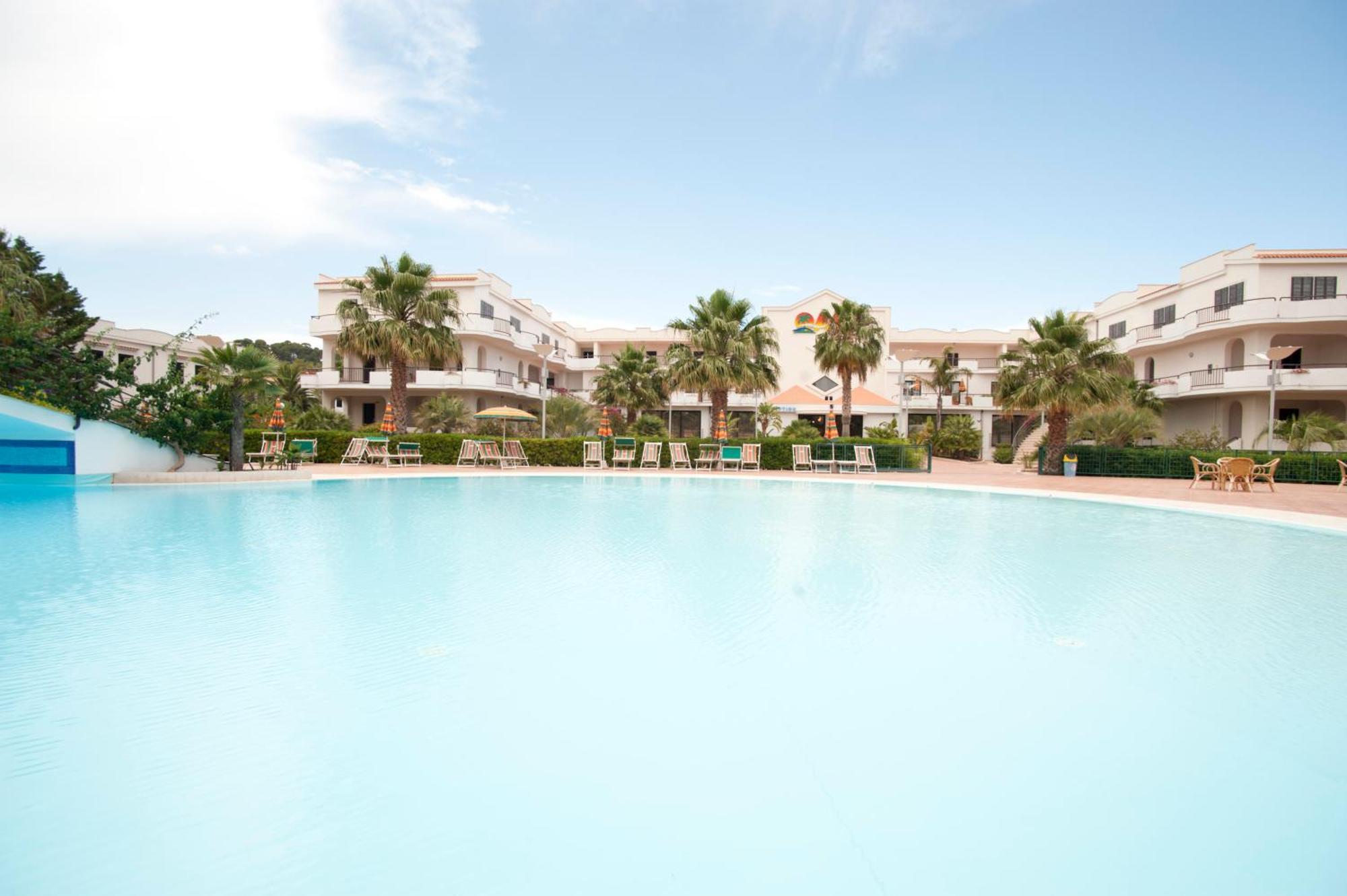 Oasiclub Hotel فيستَ المظهر الخارجي الصورة
