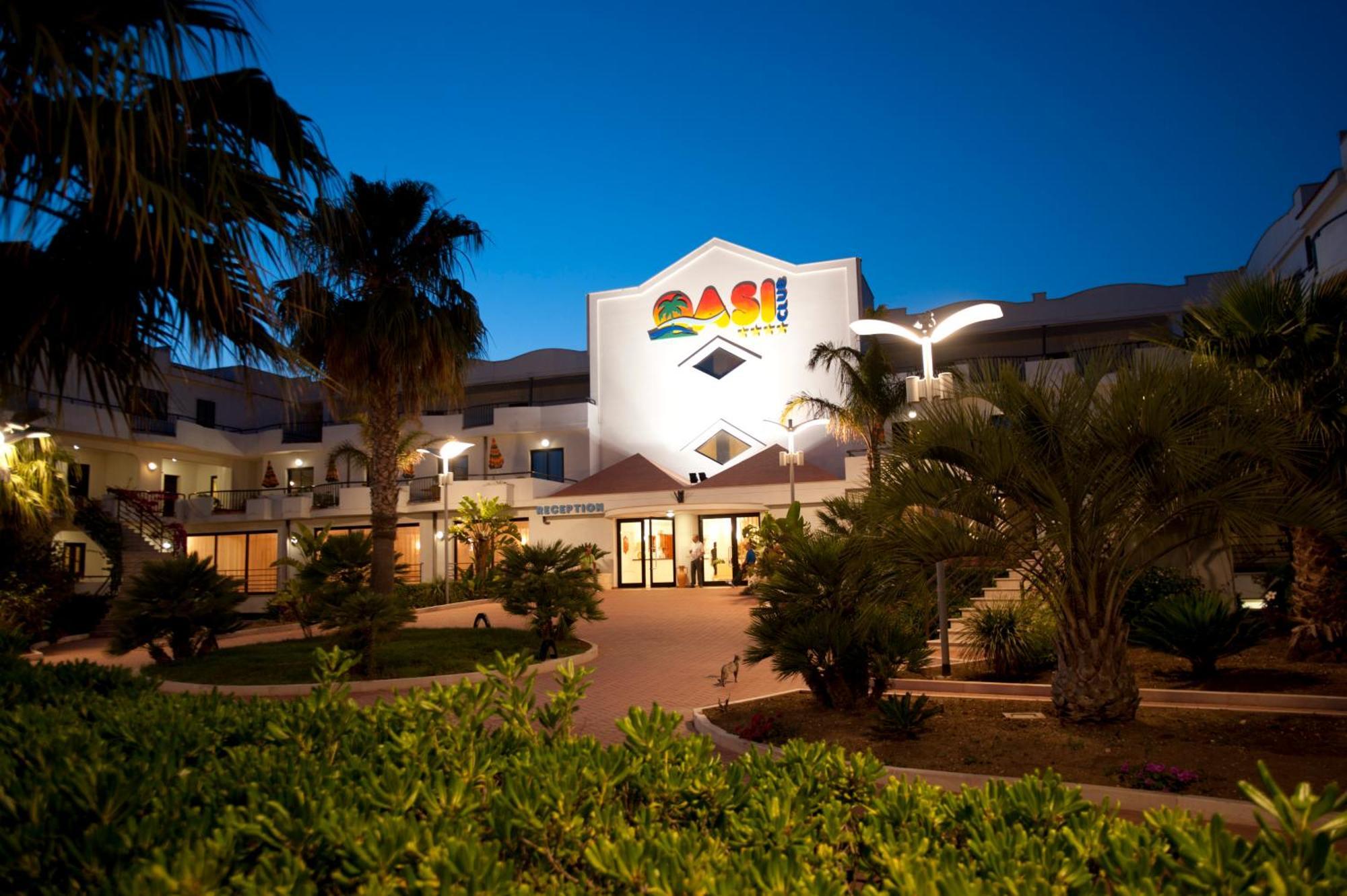 Oasiclub Hotel فيستَ المظهر الخارجي الصورة