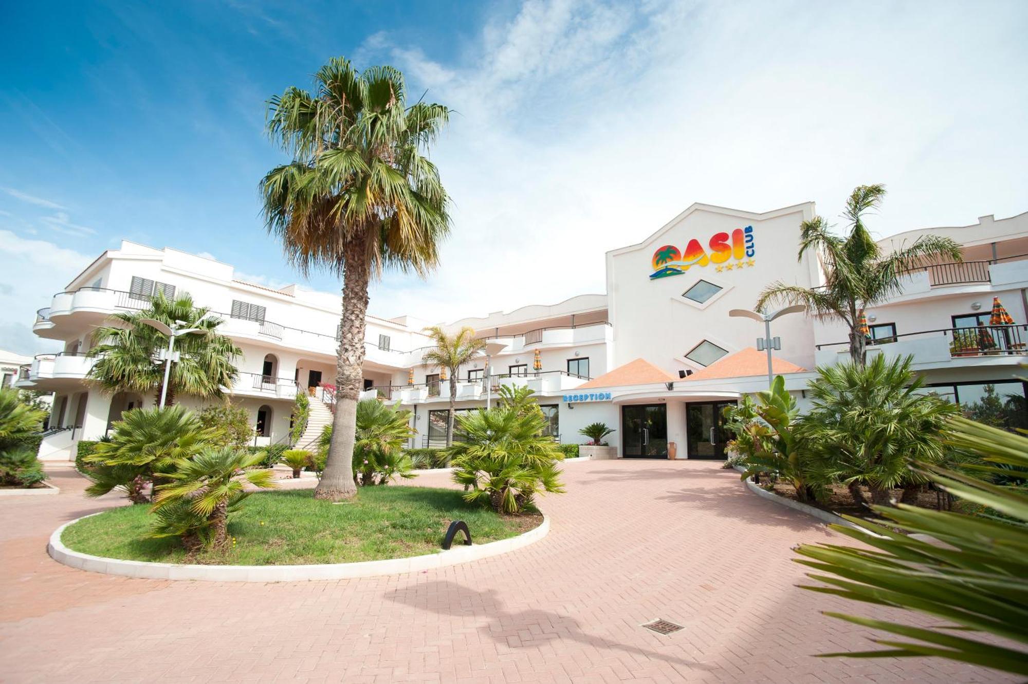 Oasiclub Hotel فيستَ المظهر الخارجي الصورة