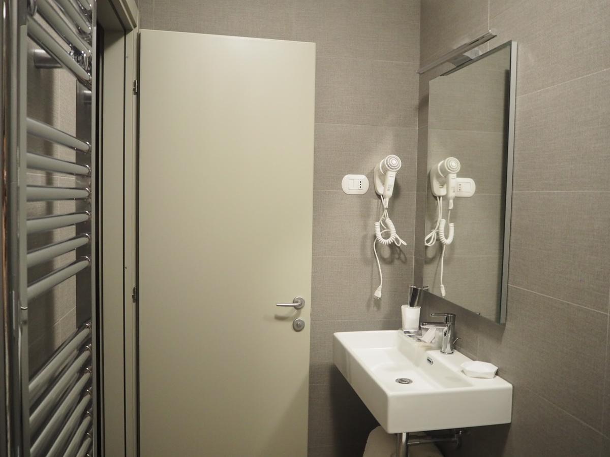 Oasiclub Hotel فيستَ المظهر الخارجي الصورة