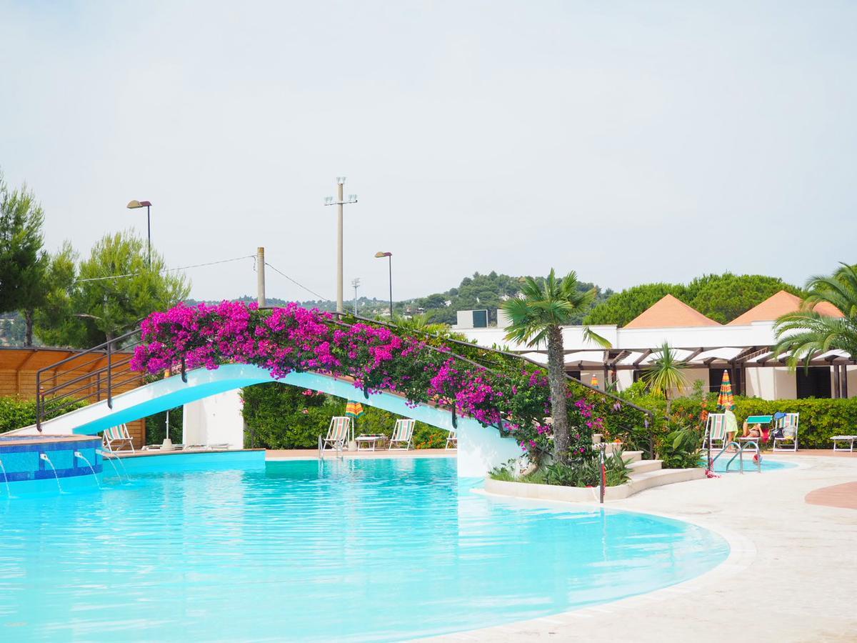 Oasiclub Hotel فيستَ المظهر الخارجي الصورة