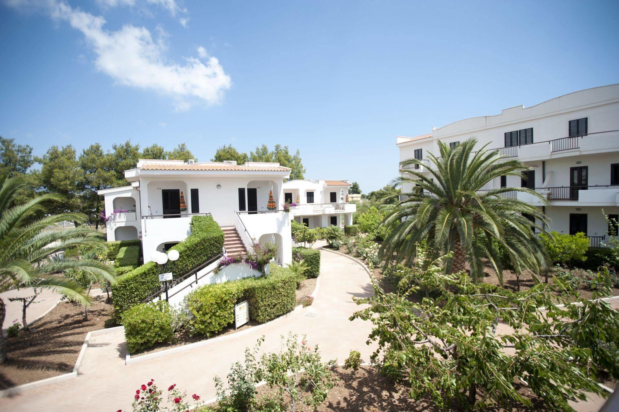 Oasiclub Hotel فيستَ المظهر الخارجي الصورة
